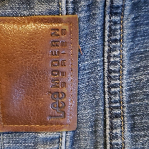 MENS LEE JEANS 34X30, STRAIGHT LEG SLIM FIT - Picture 2 of 5